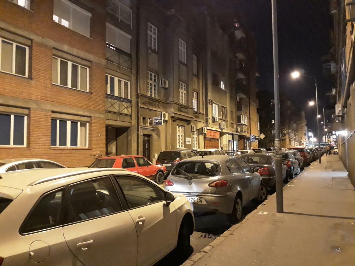 Sweet Yellow Apartment Belgrade Exterior photo
